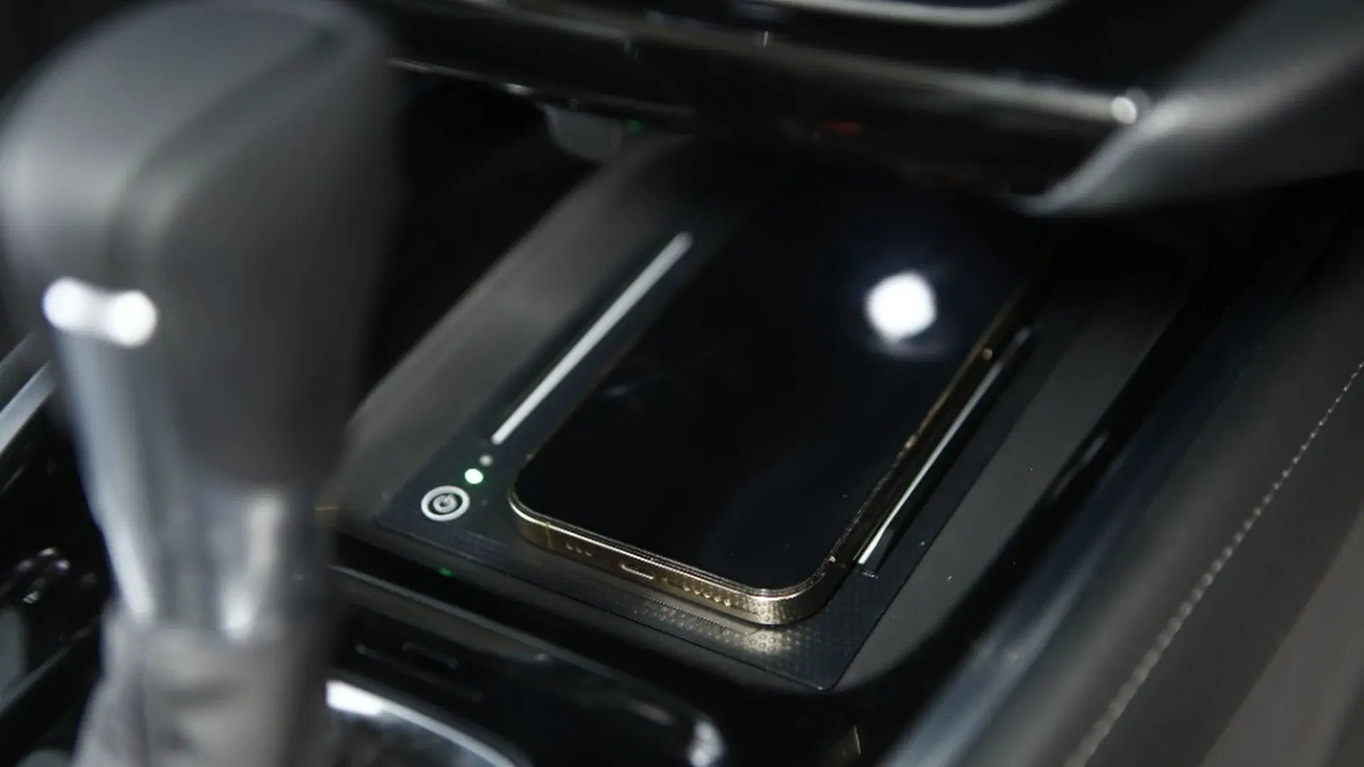 Honda HR-V wireless charger