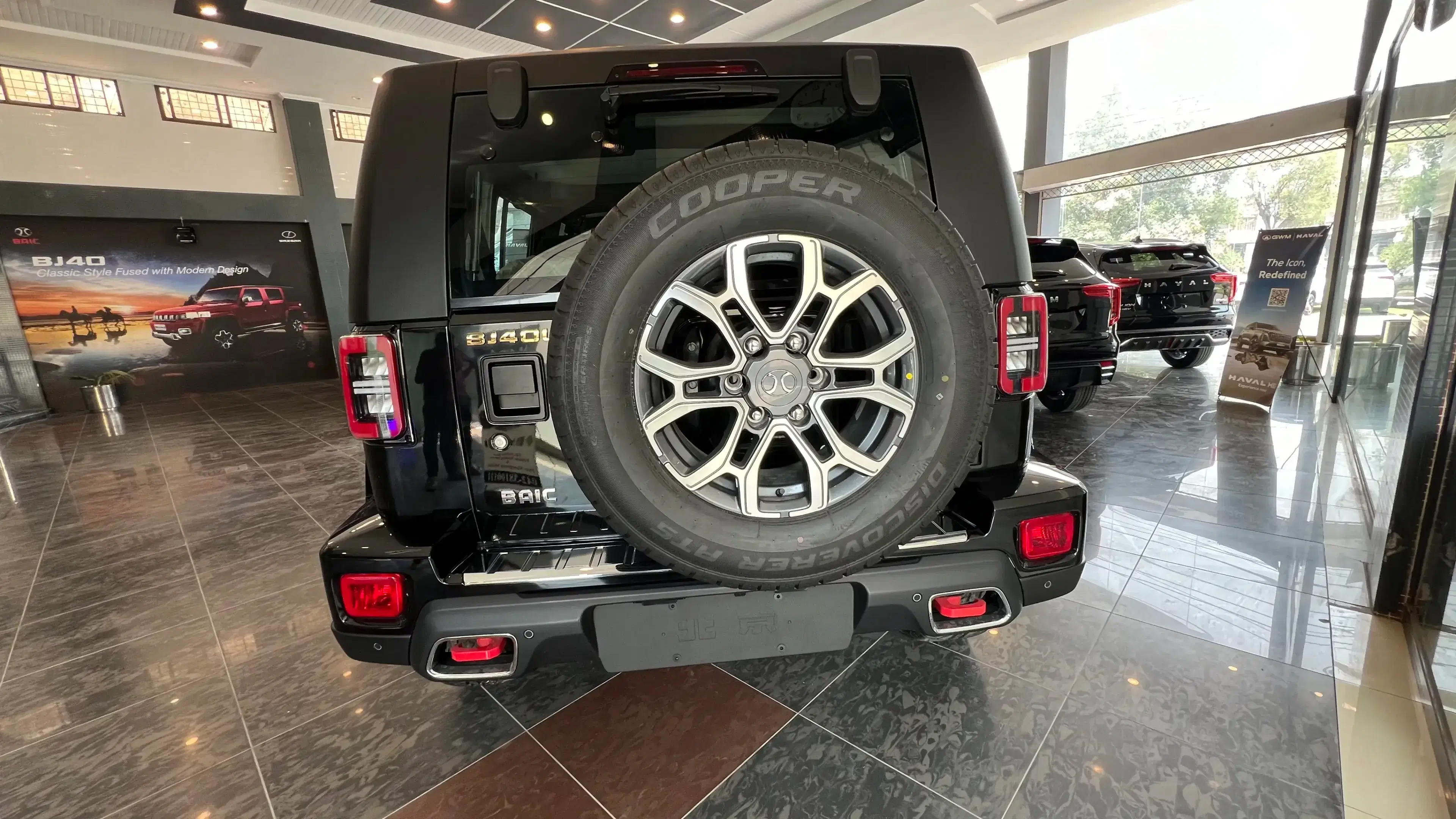 Baic BJ40 Plus Rear Side View