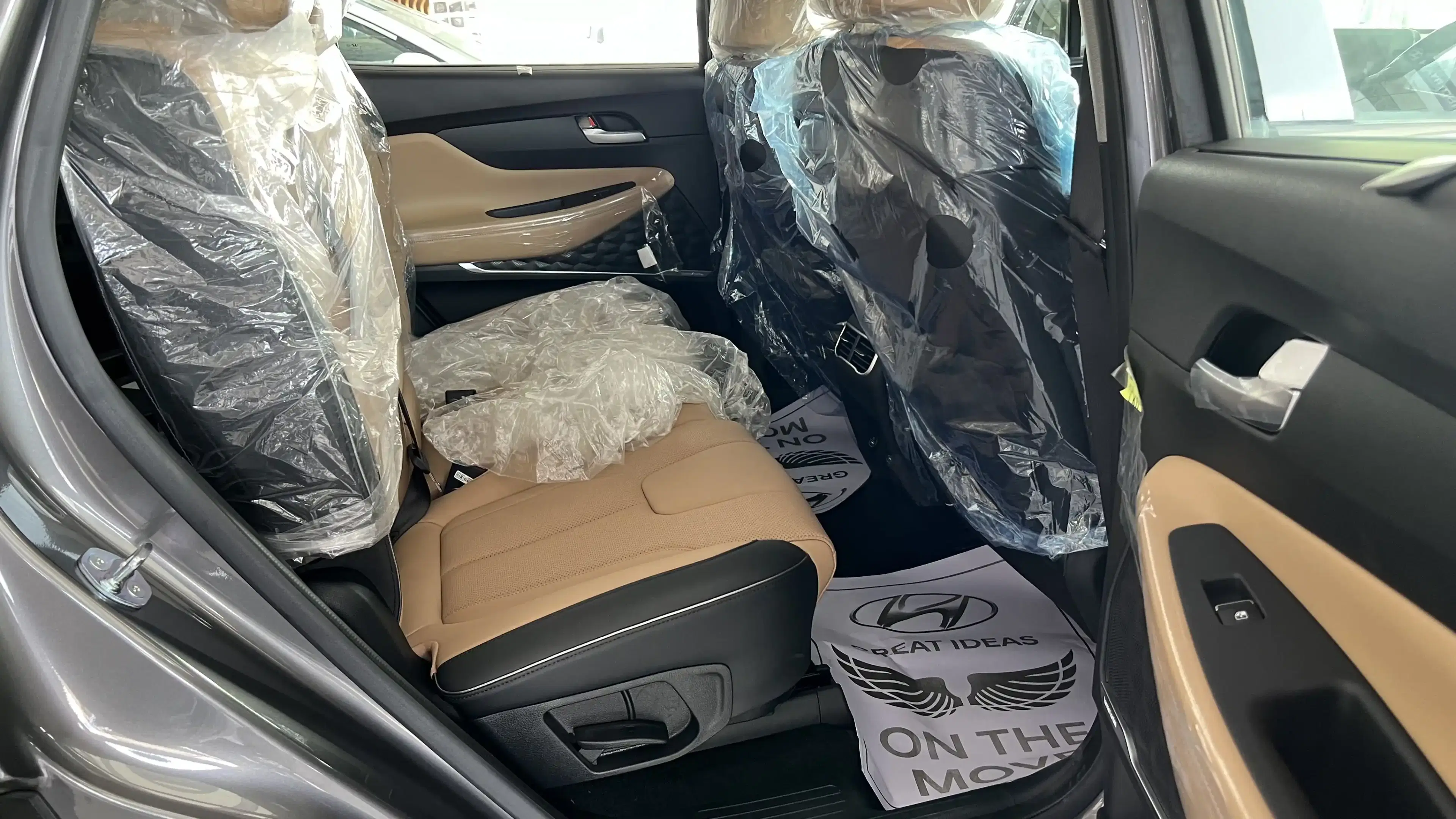 hyundai santafe back seats
