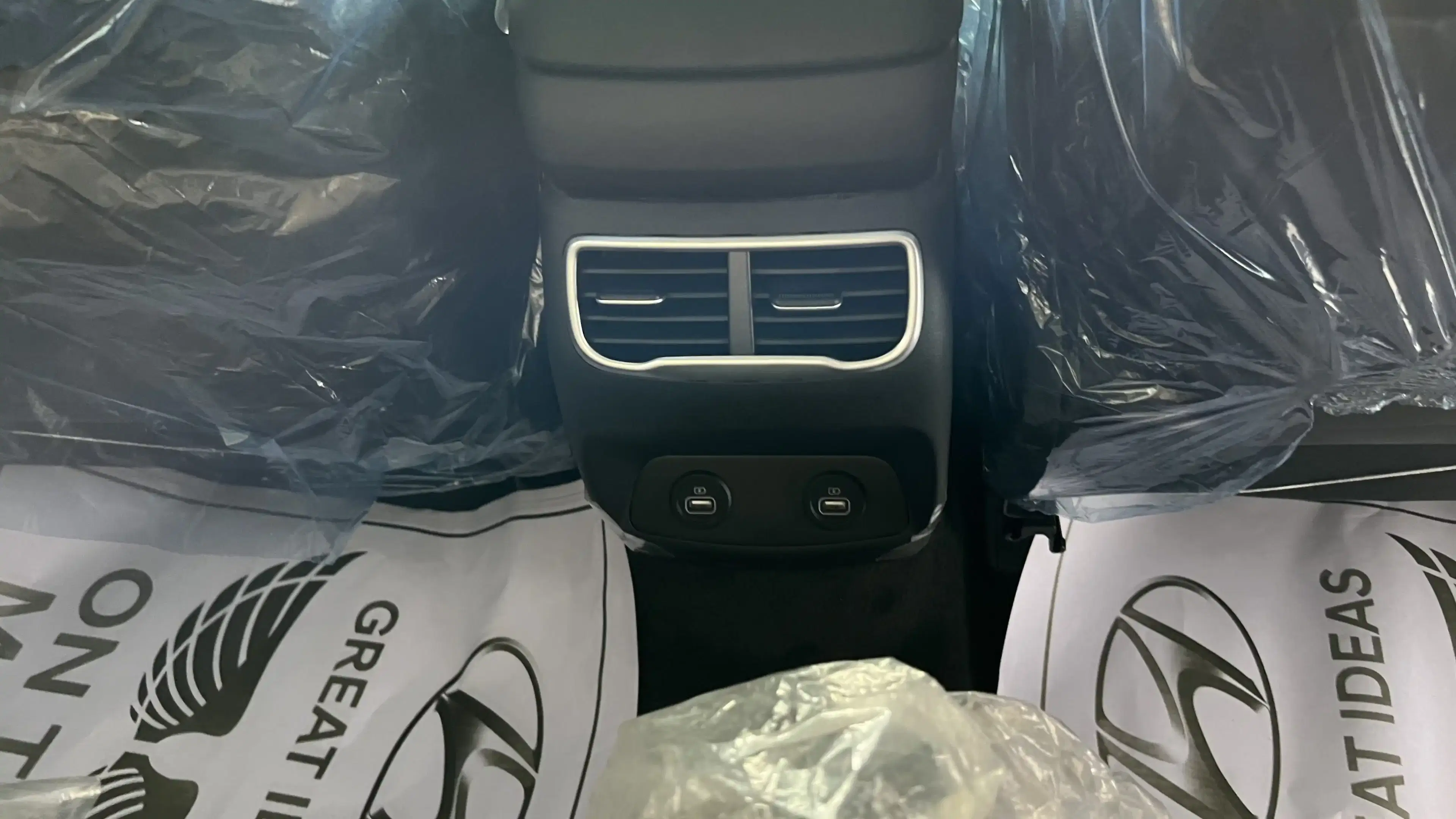 hyundai elantra rear ac vents