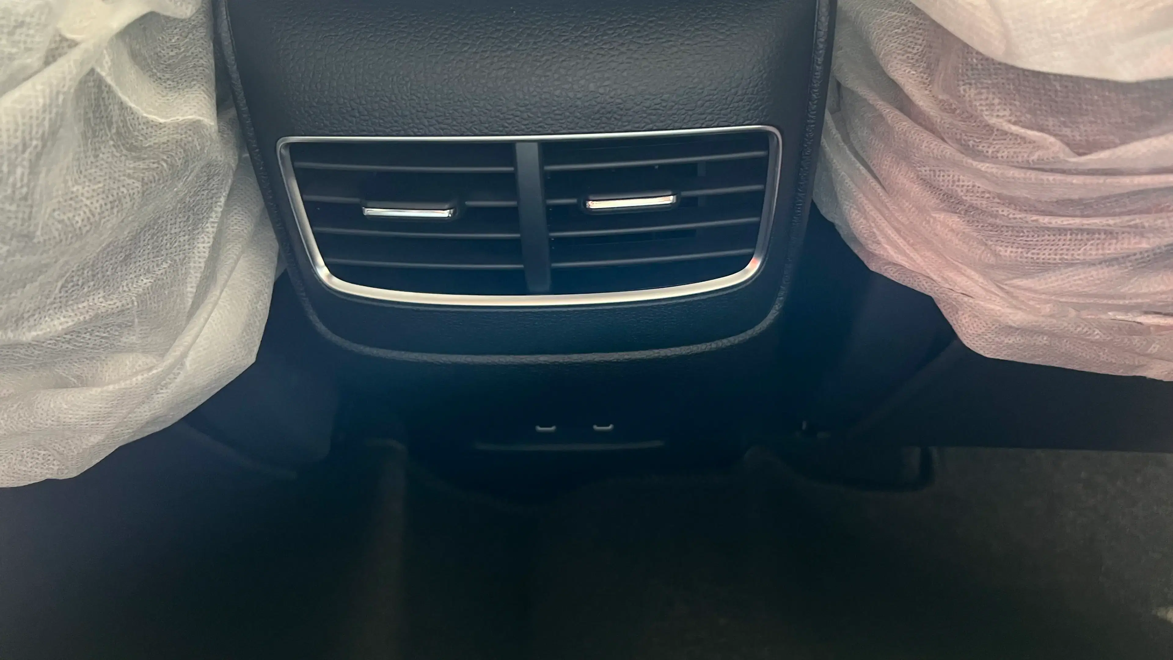 mg hs phev rear ac vents