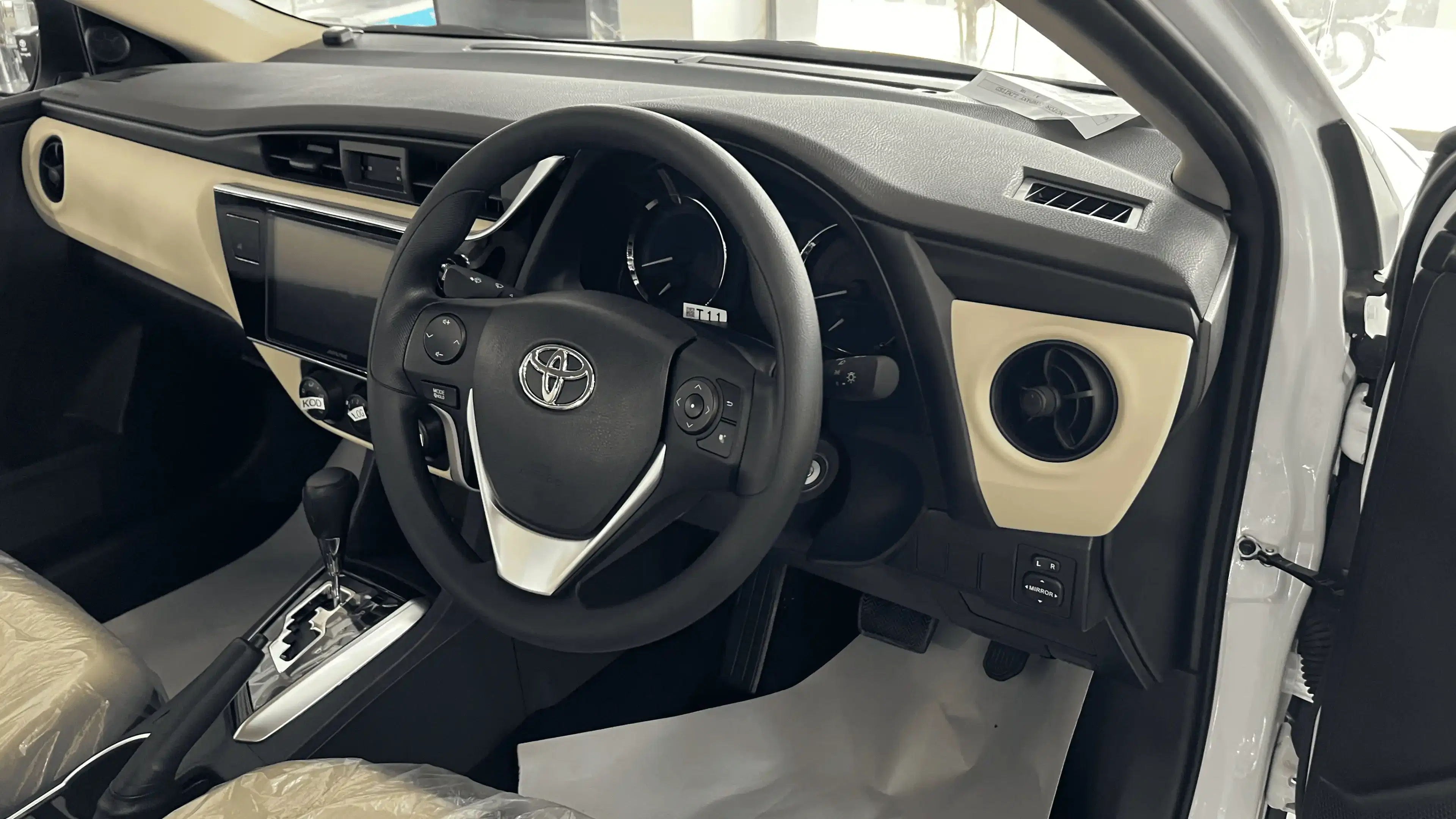 toyota corolla steering wheel