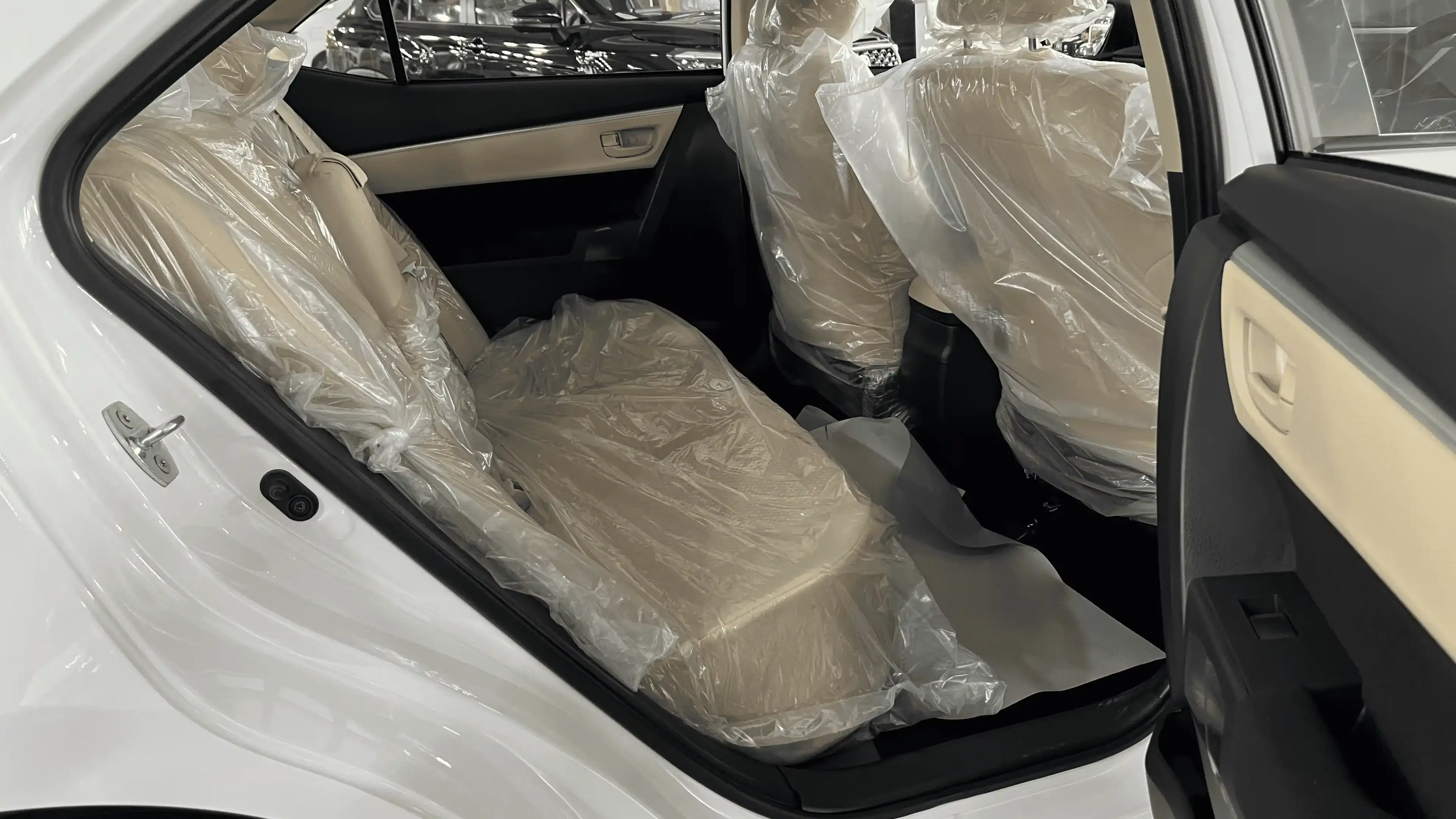 toyota corolla rear seats